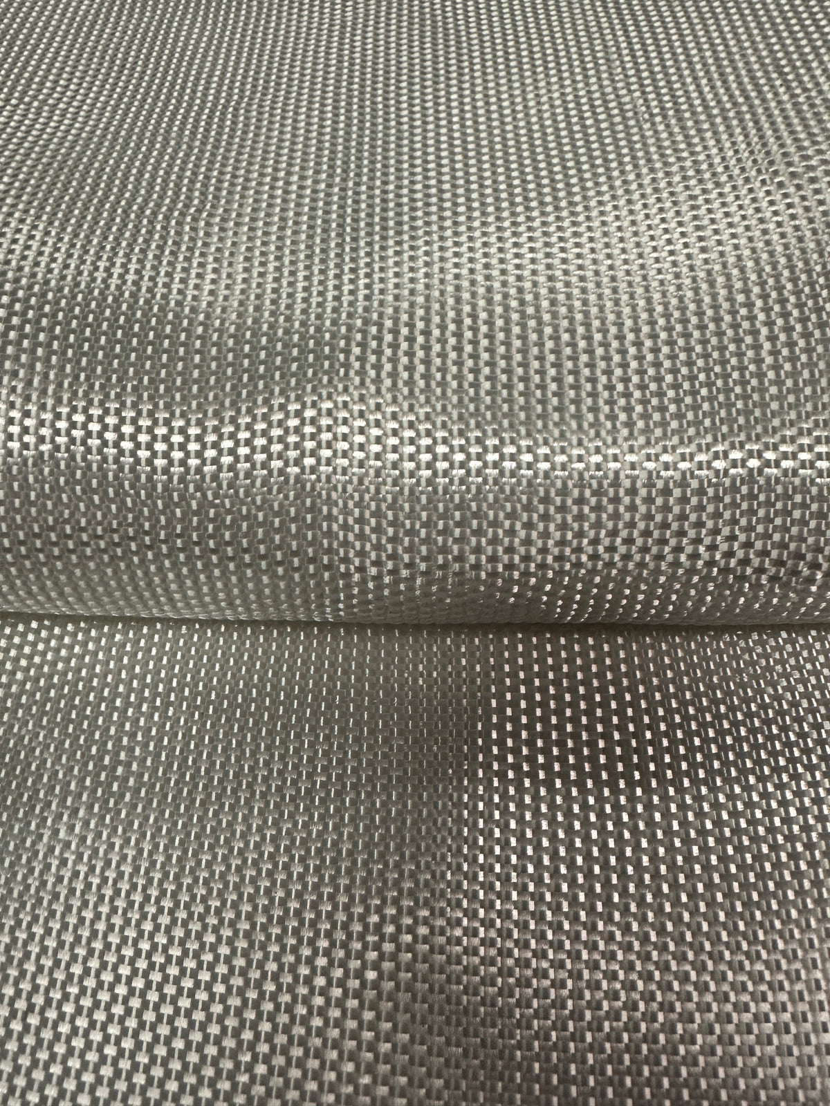 Tkaná polyesterová geotextilie 120/120 kN/m 3m x 45,5 m (136,5 m²)