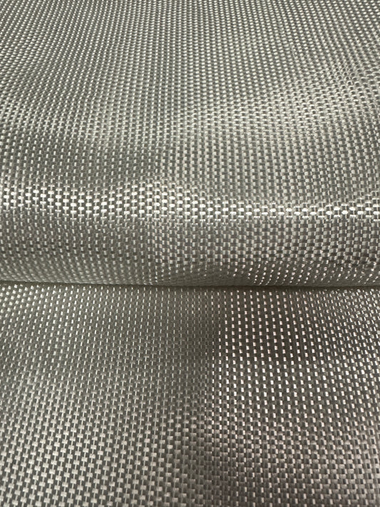  Tkaná polyesterová geotextilie 120/120 kN/m 3m x 45,5 m (136,5 m²)